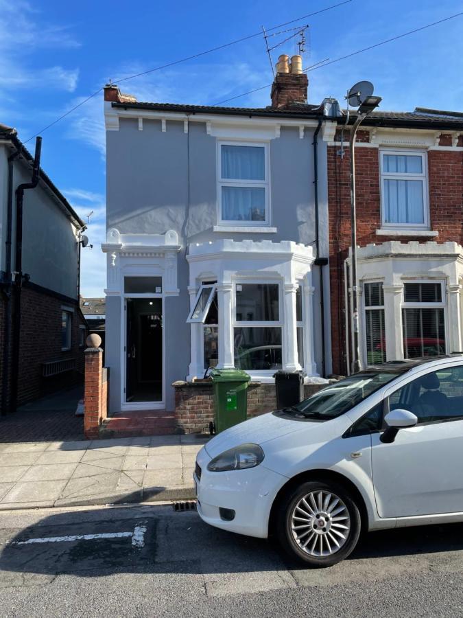 Family Home Copnor Portsmouth Exterior foto